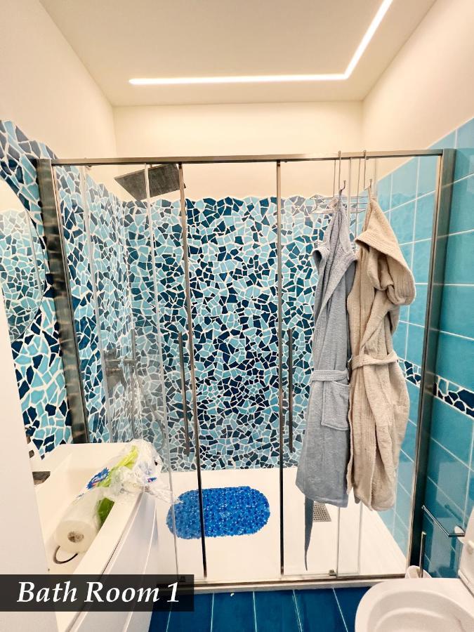 NAUTILUS VISTA MARE MOZZAFIATO a 180 GRADI- POSTO AUTO PRIVATO - 2 CAMERE MATRIMONIALI più 1 DIVANO LETTO SINGOLO-SKY,NETFLIX Rapallo Exterior foto