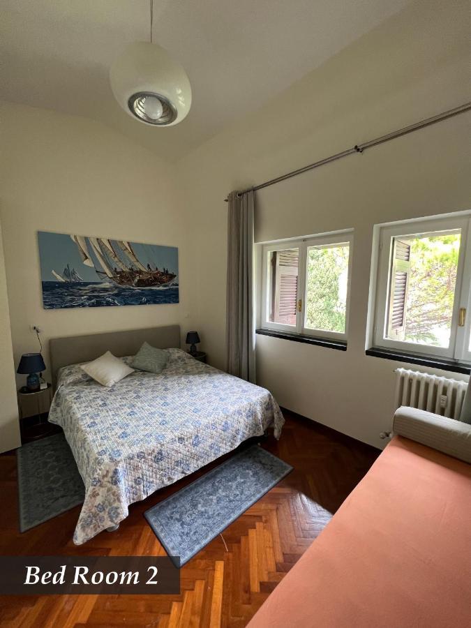 NAUTILUS VISTA MARE MOZZAFIATO a 180 GRADI- POSTO AUTO PRIVATO - 2 CAMERE MATRIMONIALI più 1 DIVANO LETTO SINGOLO-SKY,NETFLIX Rapallo Exterior foto