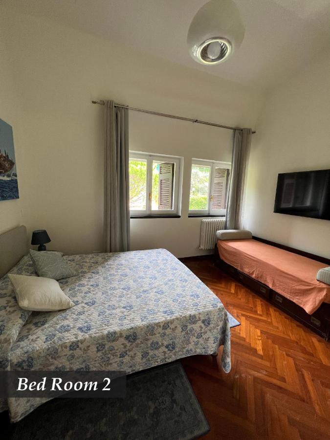 NAUTILUS VISTA MARE MOZZAFIATO a 180 GRADI- POSTO AUTO PRIVATO - 2 CAMERE MATRIMONIALI più 1 DIVANO LETTO SINGOLO-SKY,NETFLIX Rapallo Exterior foto