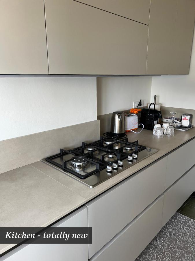 NAUTILUS VISTA MARE MOZZAFIATO a 180 GRADI- POSTO AUTO PRIVATO - 2 CAMERE MATRIMONIALI più 1 DIVANO LETTO SINGOLO-SKY,NETFLIX Rapallo Exterior foto