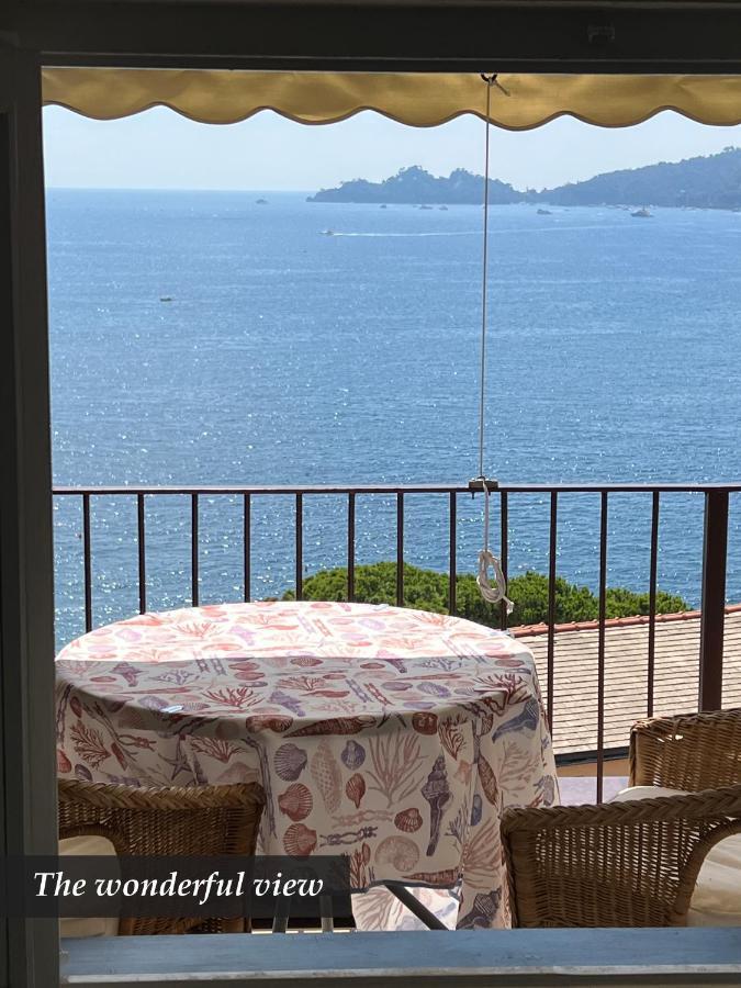 NAUTILUS VISTA MARE MOZZAFIATO a 180 GRADI- POSTO AUTO PRIVATO - 2 CAMERE MATRIMONIALI più 1 DIVANO LETTO SINGOLO-SKY,NETFLIX Rapallo Exterior foto